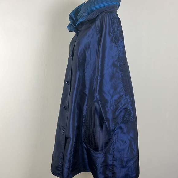 UBU reversible button front coat - Picture 4 of 14